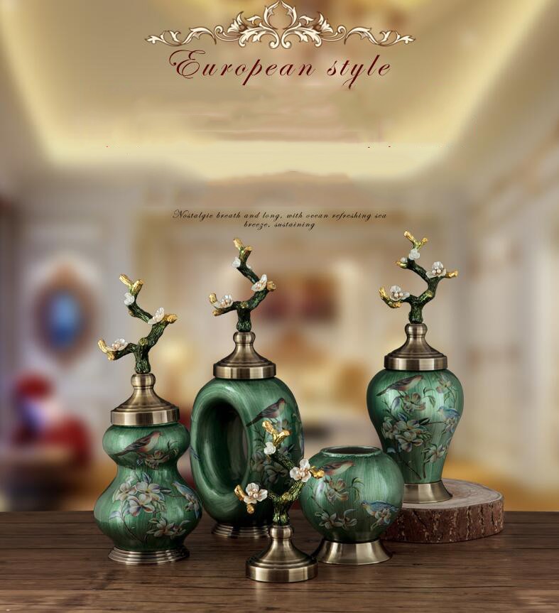 European Classic Luxury Vase Ornament Home Decoration Ceramic Crafts Livingroom Coffee Bar Desktop Retro Figurines Miniatures 6